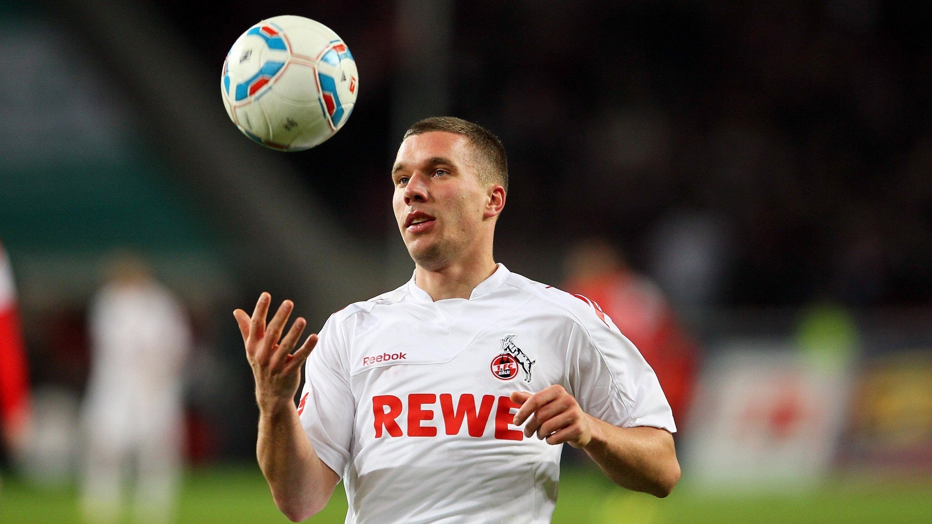 华体会官网客服-坎特：从街头踢球到世界杯冠军，默默无闻的英雄，坎特踢的什么位置